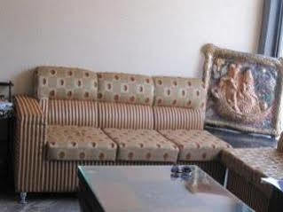 Shree Guru Kripa Atithi Bhavan Hotel Mathura Extérieur photo